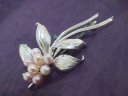Pearl Broach